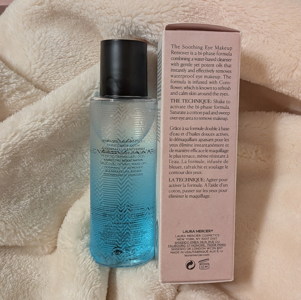 Laura Mercier Soothing Eye Makeup Remover – 100 ml / 3.4 fl oz - Picture 3 of 3